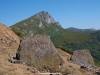 Braña La Corra Y al fondo Peña Negra 